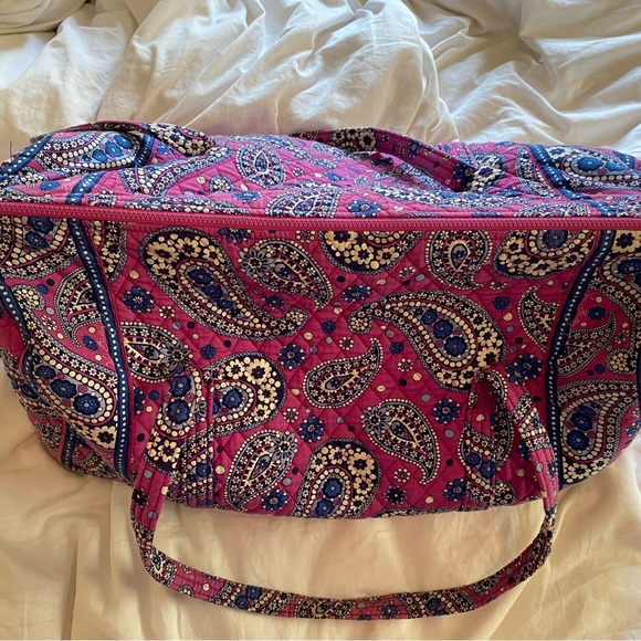 Vera Bradley Large Tote - Picture 1 of 5